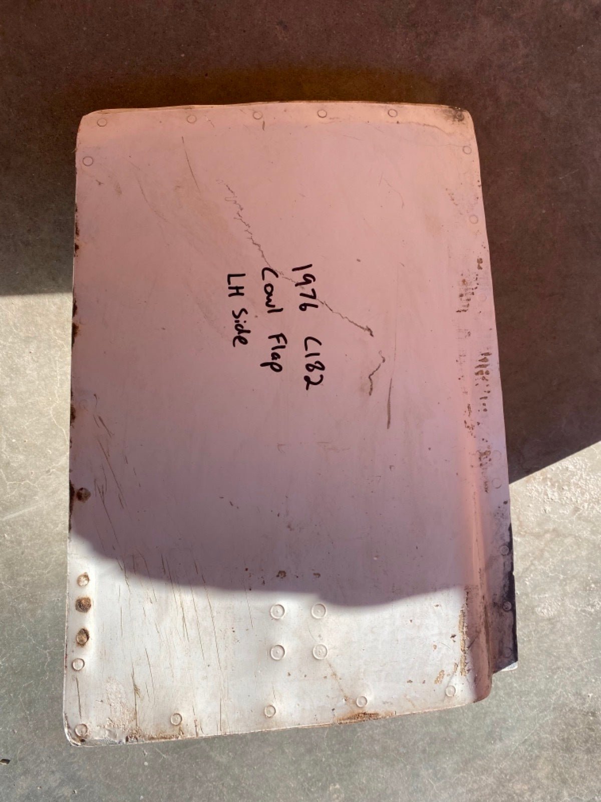 Cessna 182/180 cowl flap (off 1976) - 1
