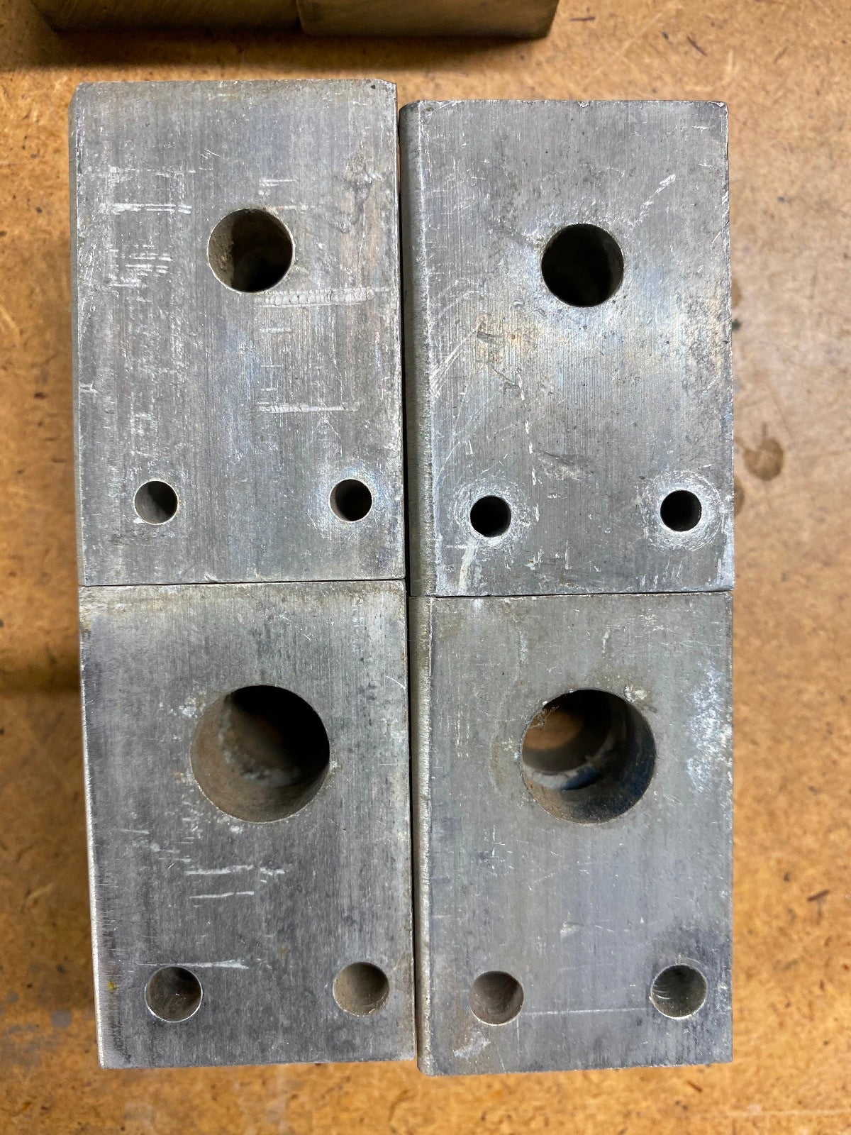 Wing Hinge Fitting Front + Rear - 1