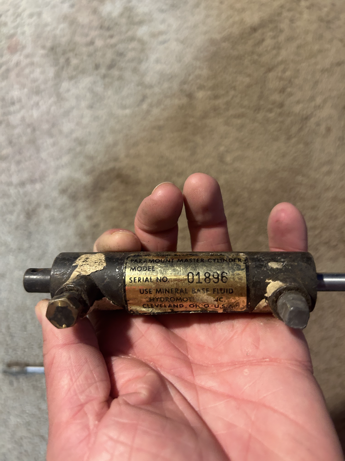Paramount Master Cylinder S/N 01896 - 1