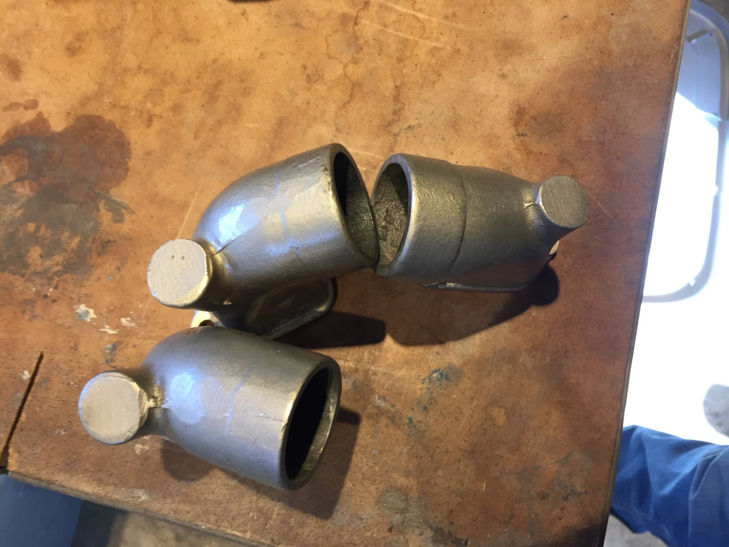 Intake elbows (3) (PN: WA 40247) - 1