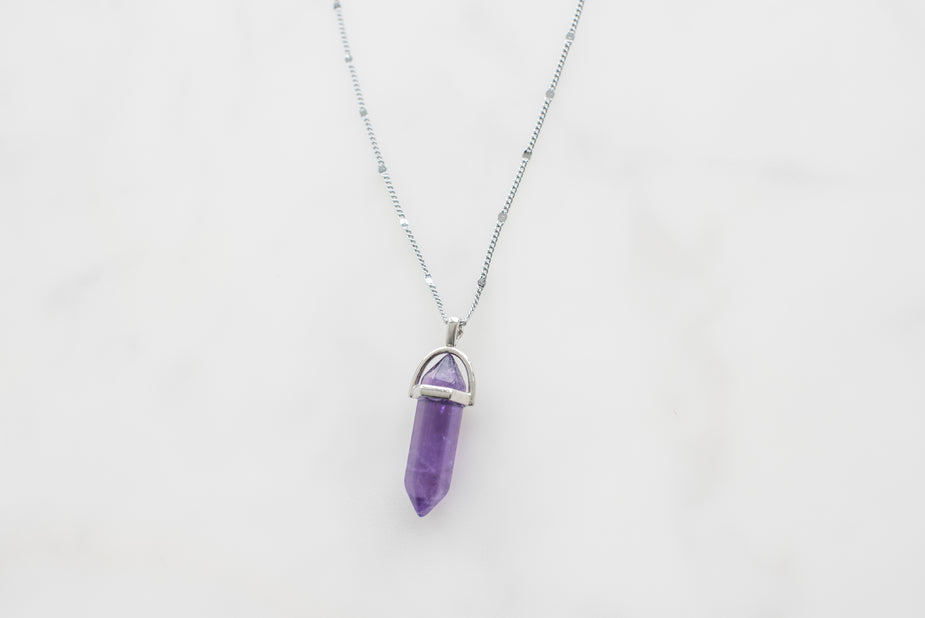 purple-gemstone-necklace_925x.jpg