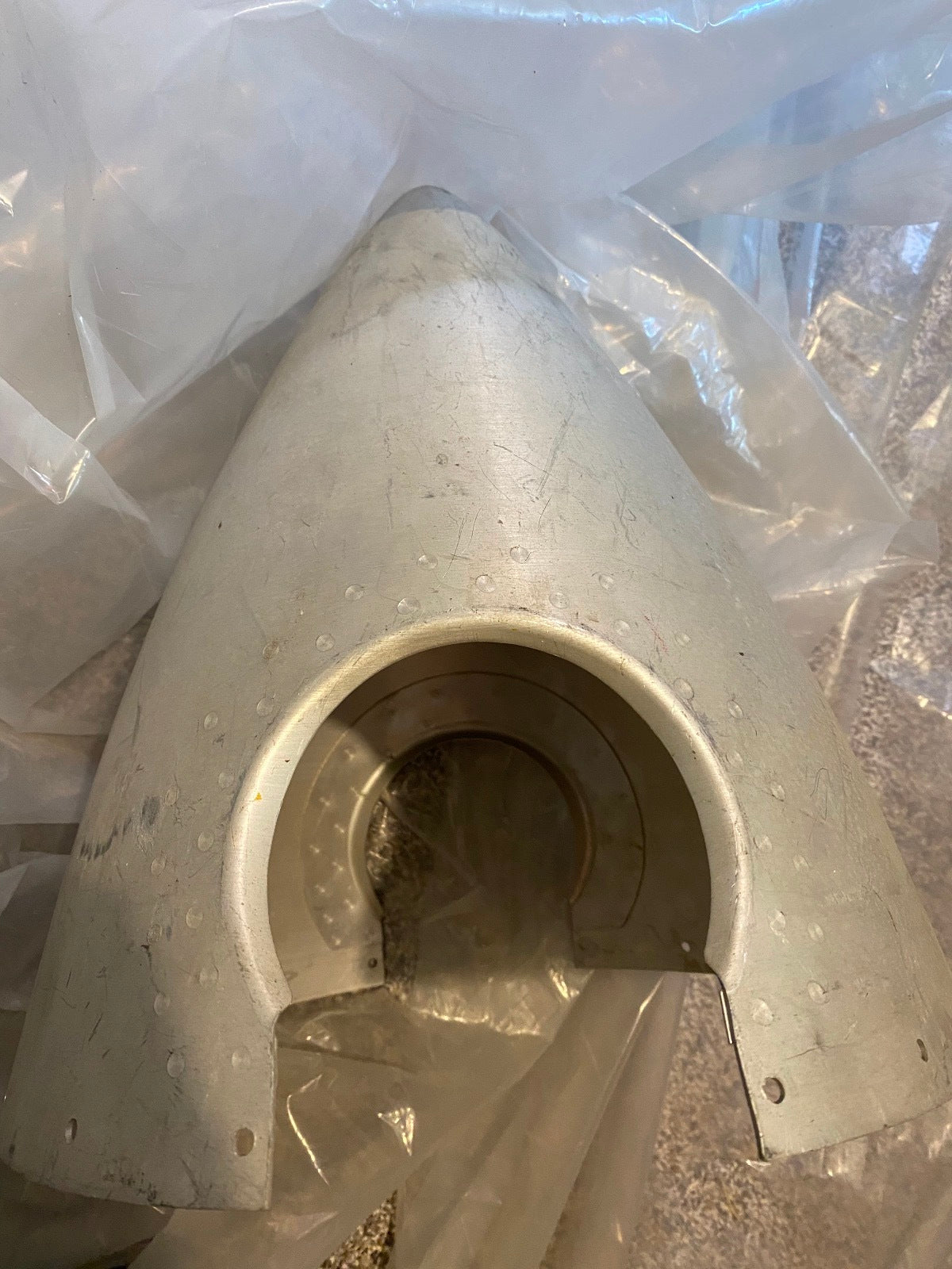 AIRPLANE SPINNER 1250415-2, REPLACES 1250411-2,1250411-4 (new) - 1