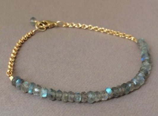 Dainty Labradorite bracelet - 1