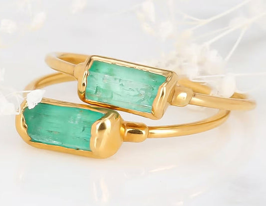 Dainty Raw Emerald Gold Ring - 1