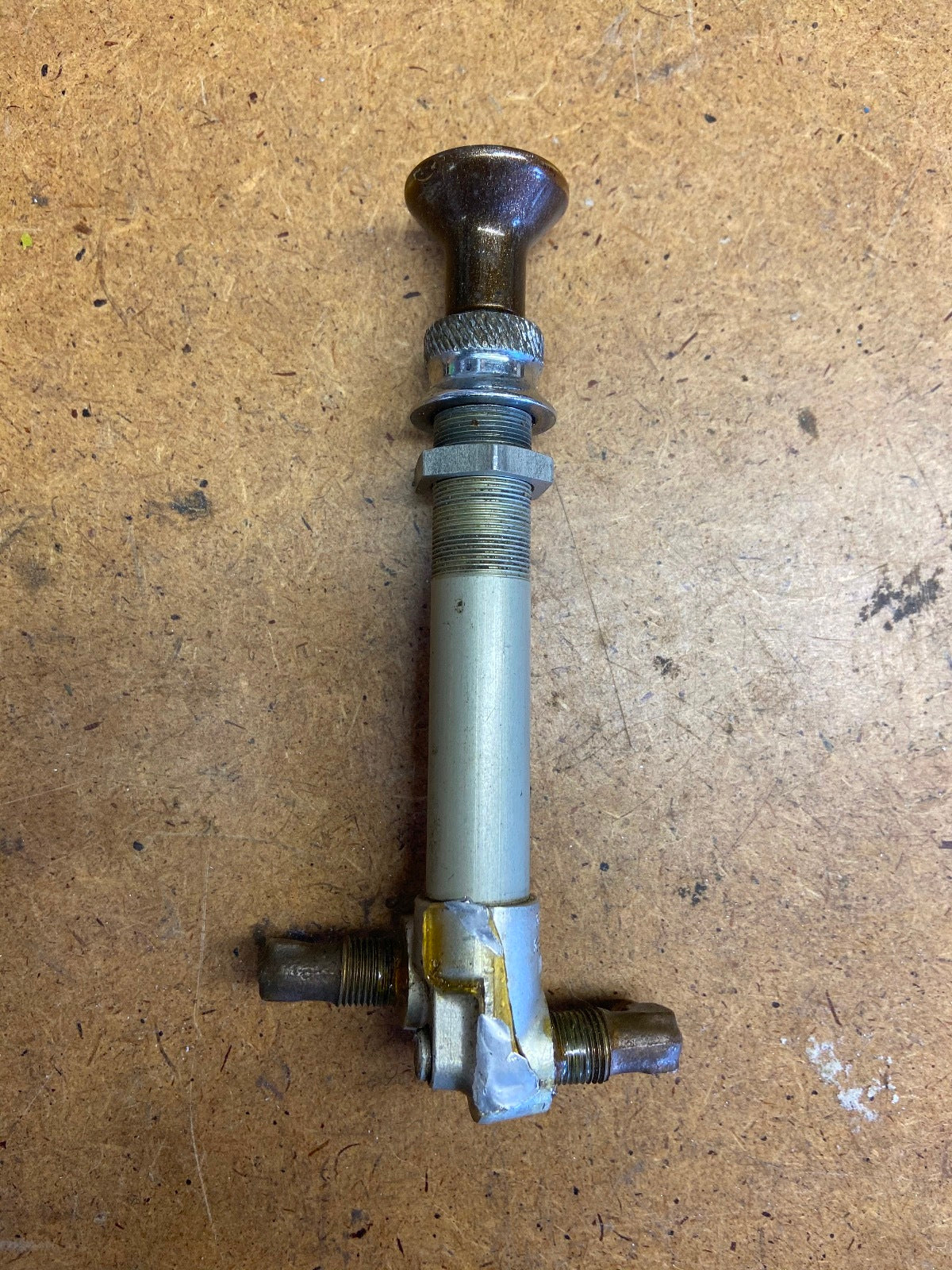 Fuel primer- long stroke  - 1