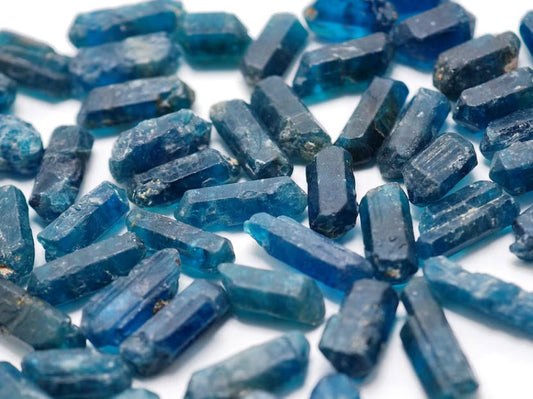 Raw apatite crystals