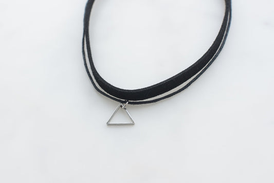 choker-with-triangle_925x.jpg