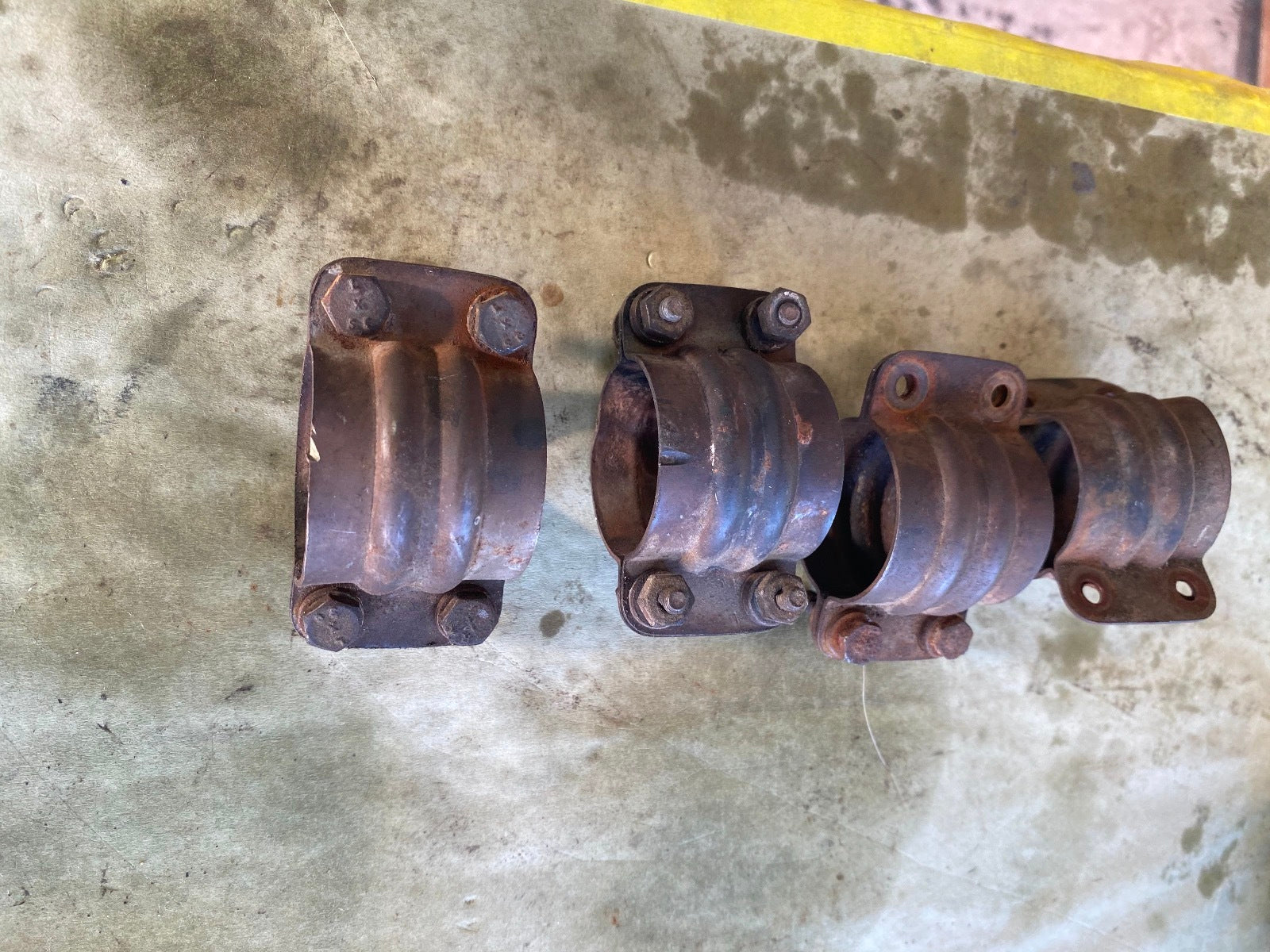 Hanlon Wilson Exhaust Clamps - 1