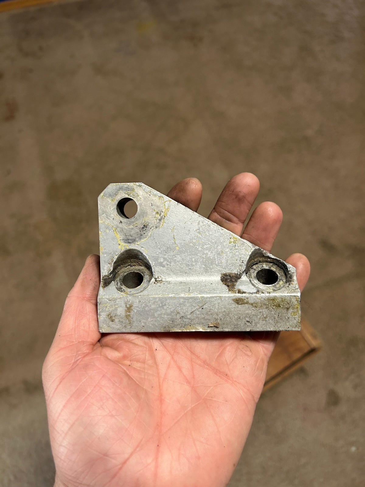 cessna 180/182 float attachment - 1