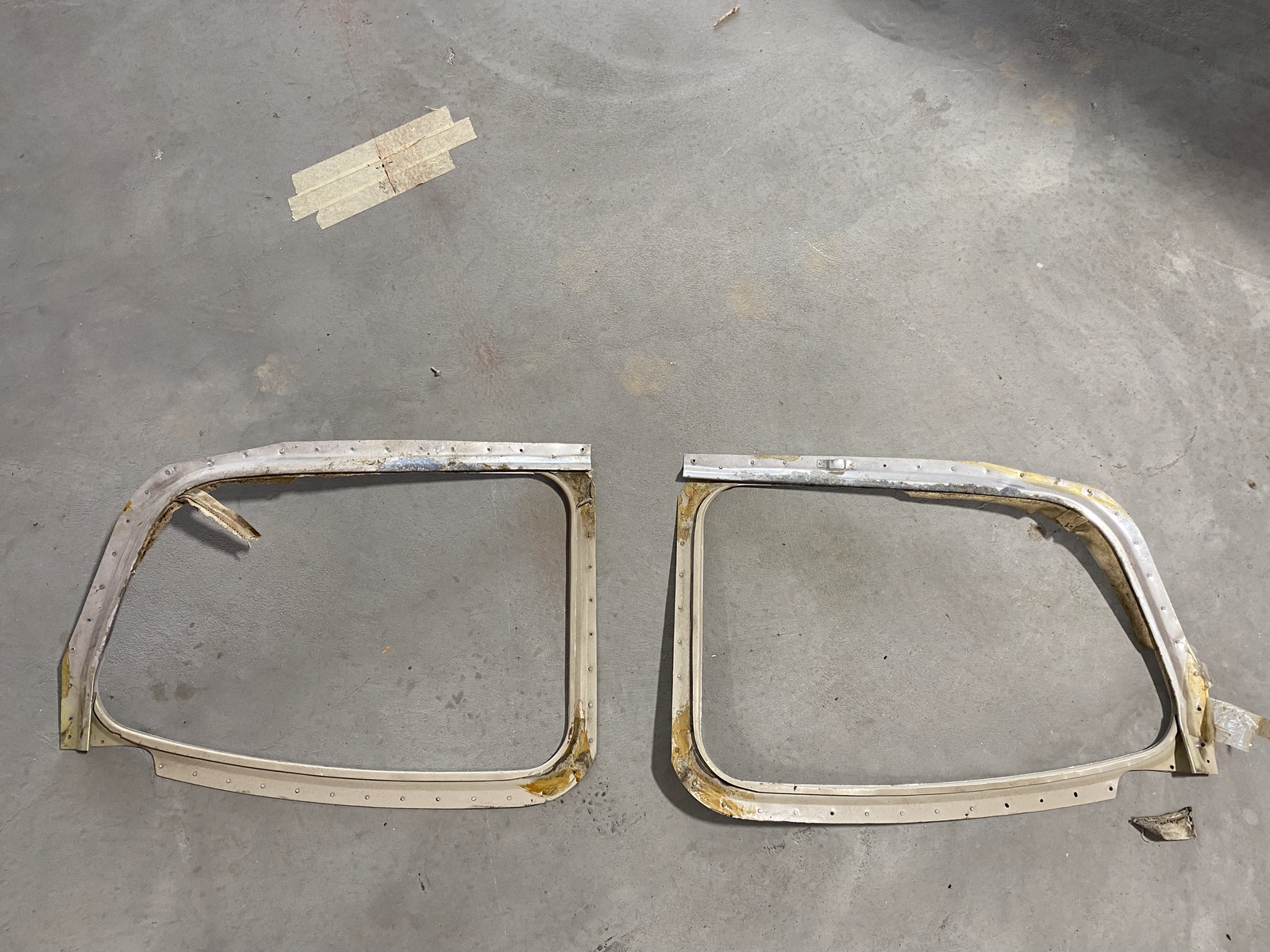 Cessna 180/182/175 Rear Window Fairings (set) - 1