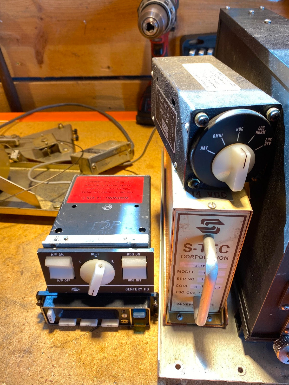 S-Tec Autopilot Removed from 53 180  - 1