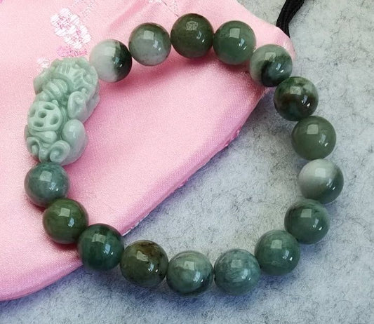 Burmese Jade bracelet with Pi Yao - 1